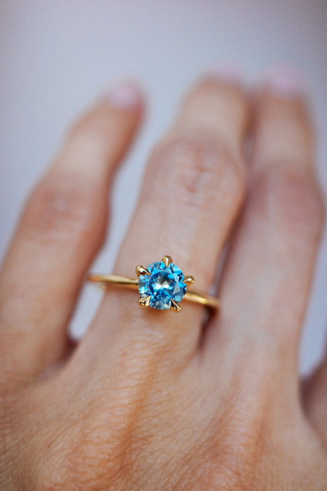 Sapphire Five Prong Solitaire