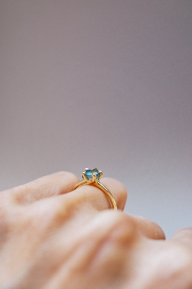 Sapphire Five Prong Solitaire