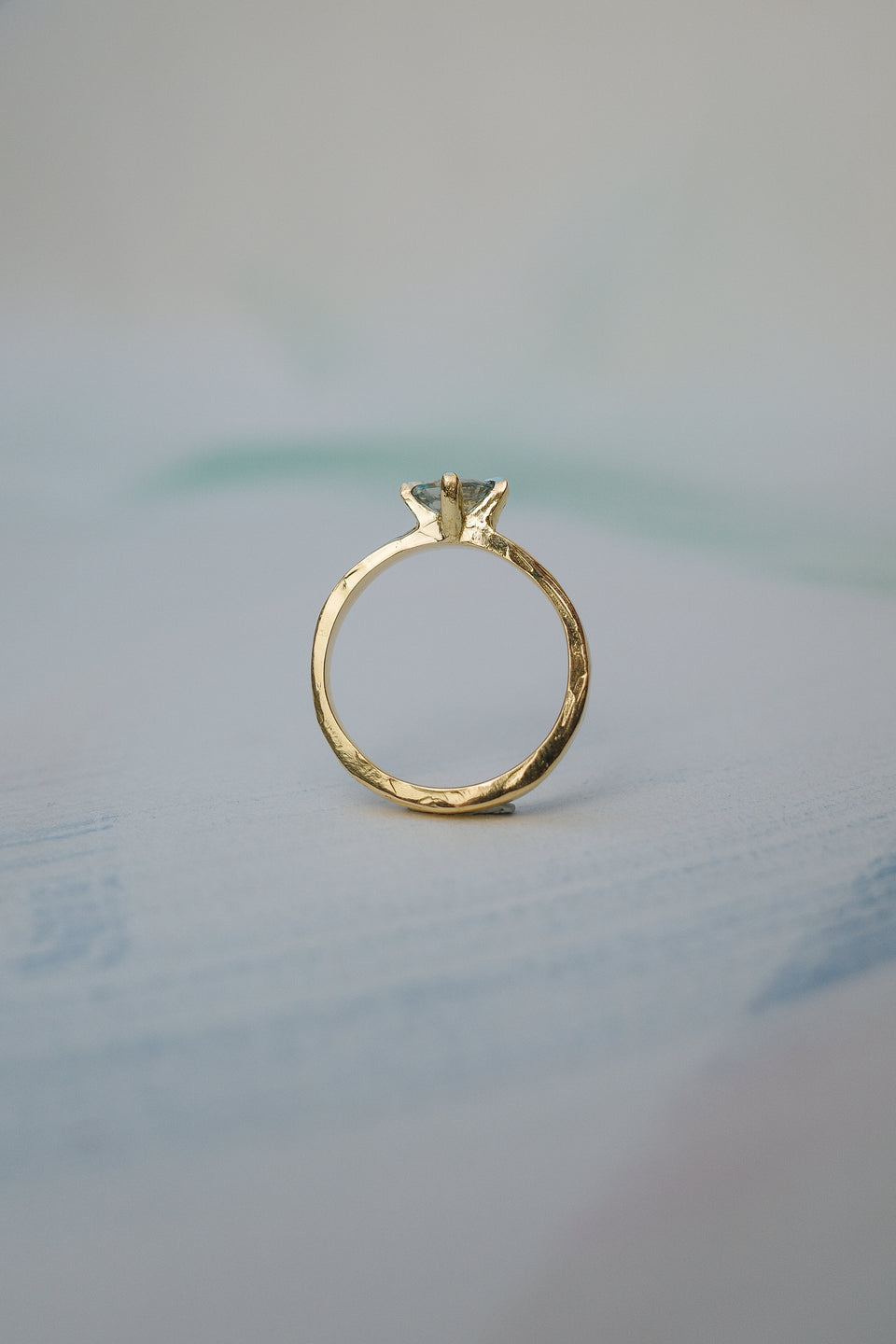 Oval Compass Claw Solitaire Ring