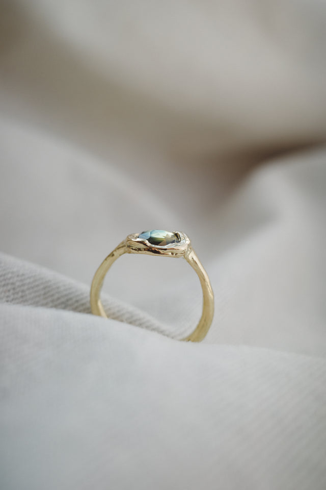 Molten Oval Sapphire Ring