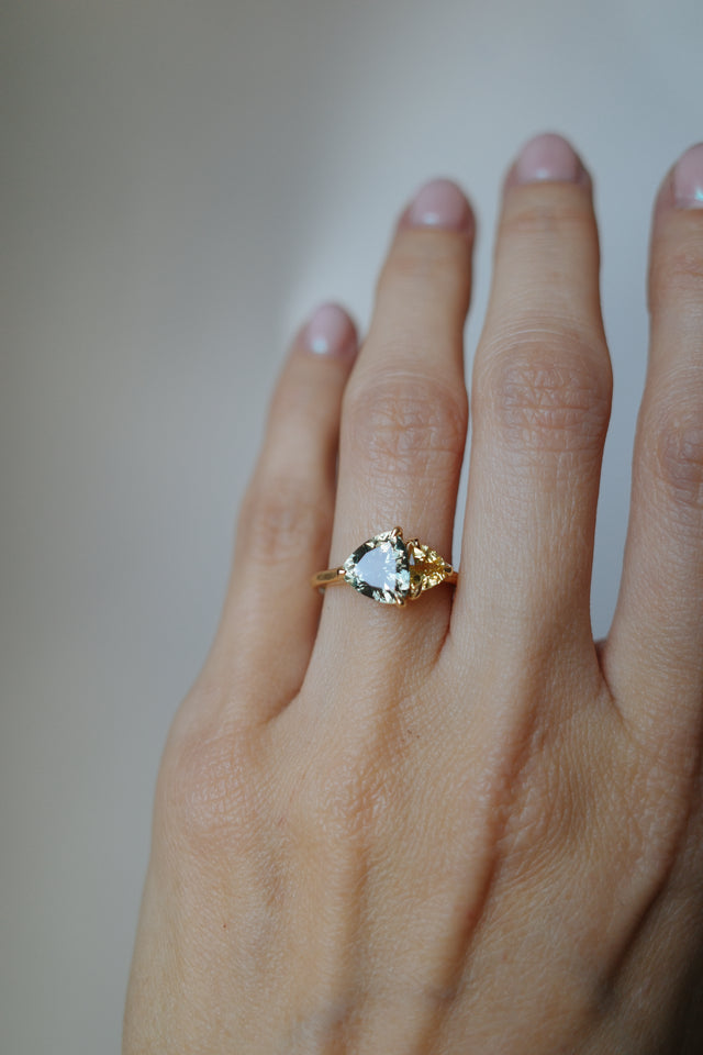 Australian Trillant Sapphire Toi et Moi Ring