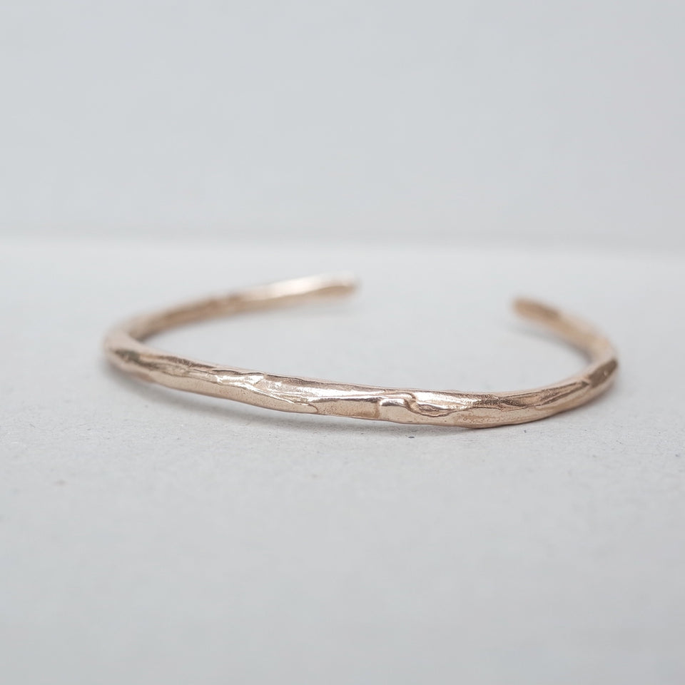 Thin Dripped Bangle